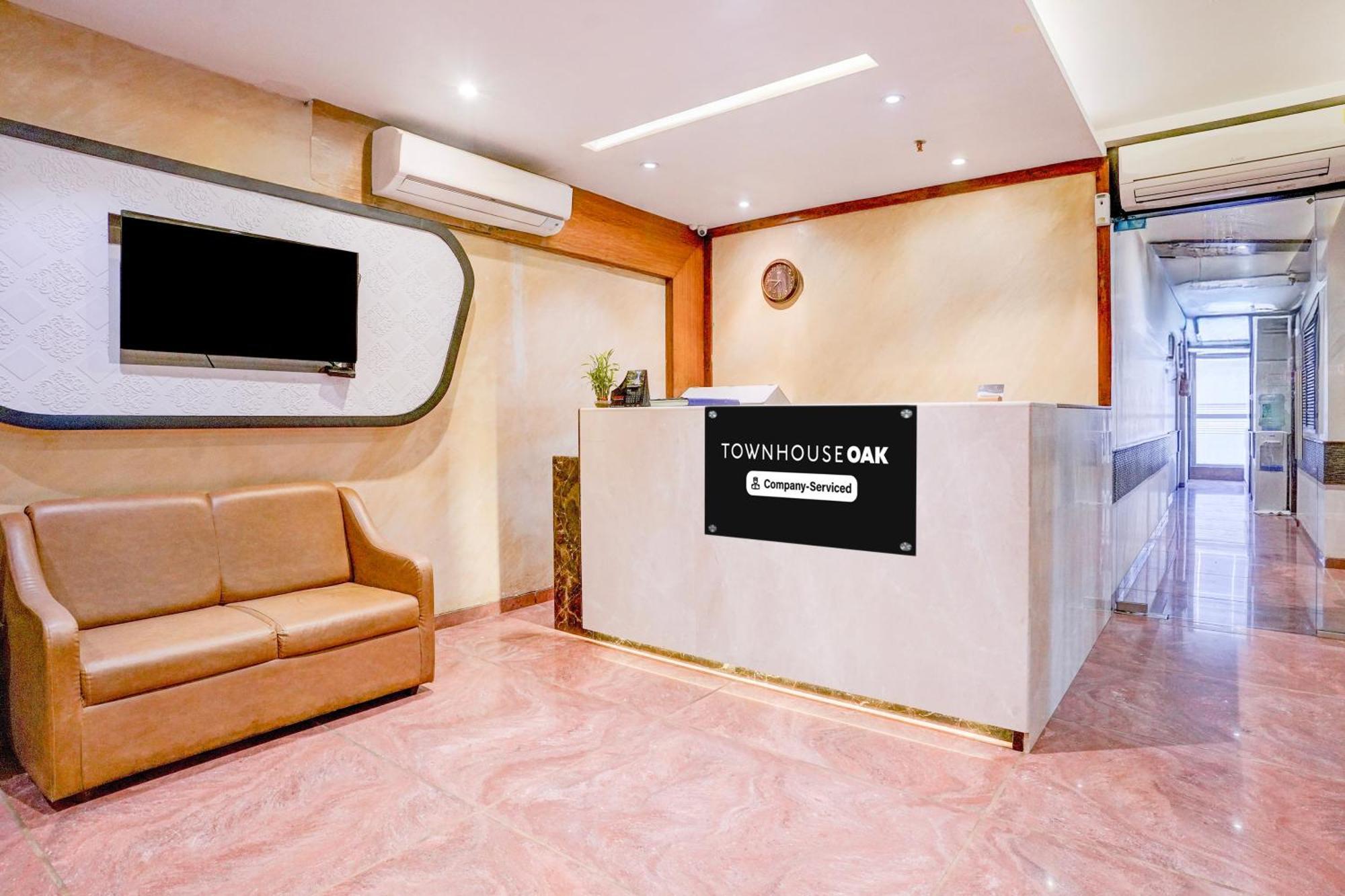 Super Townhouse Oak Times Square Le Western Βομβάη Εξωτερικό φωτογραφία